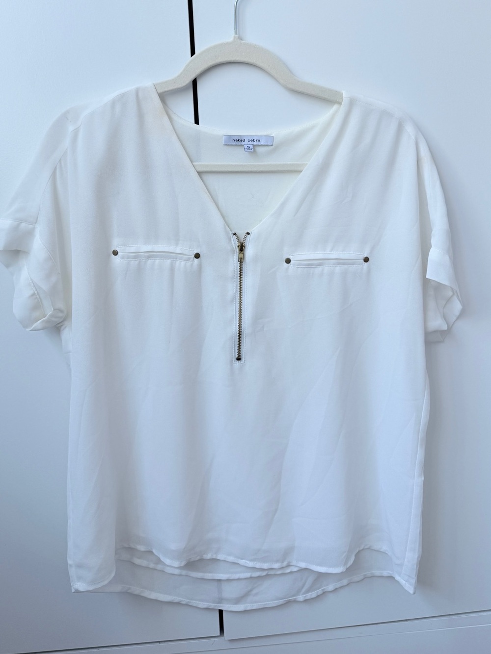 Naked Zebra White V-Neck Zip Front Blouse